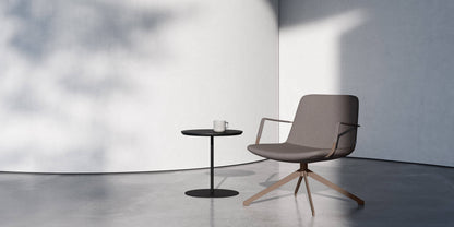 Pera Lounge Chair