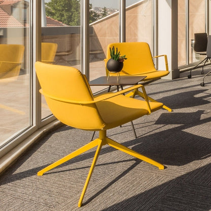 Pera Lounge Chair