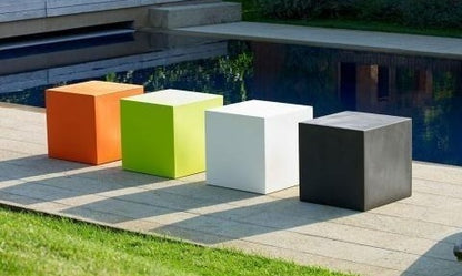 Kube Stool